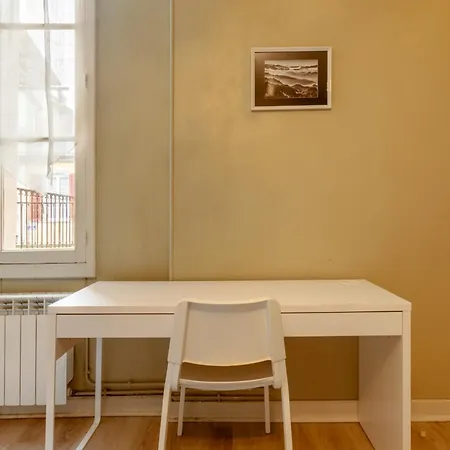 Un T3 A 2 Petits Pas Apartment
