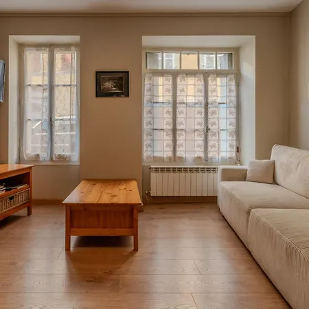 Appartement Un T3 à 2 Petits Pas